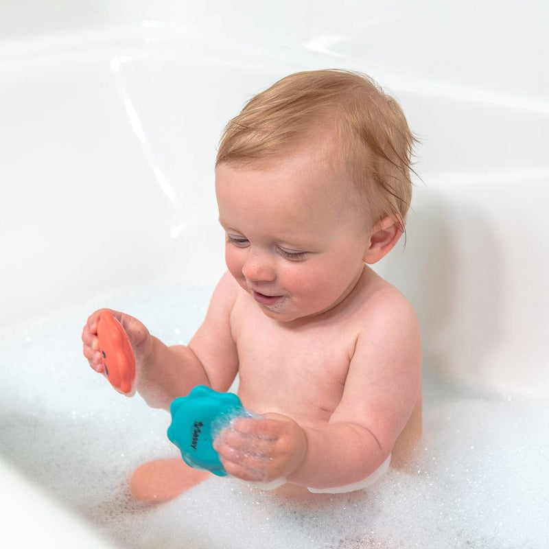 Sassy Baby baby &amp; toddler bath toys Sassy Macaron Water Squirters - NEW