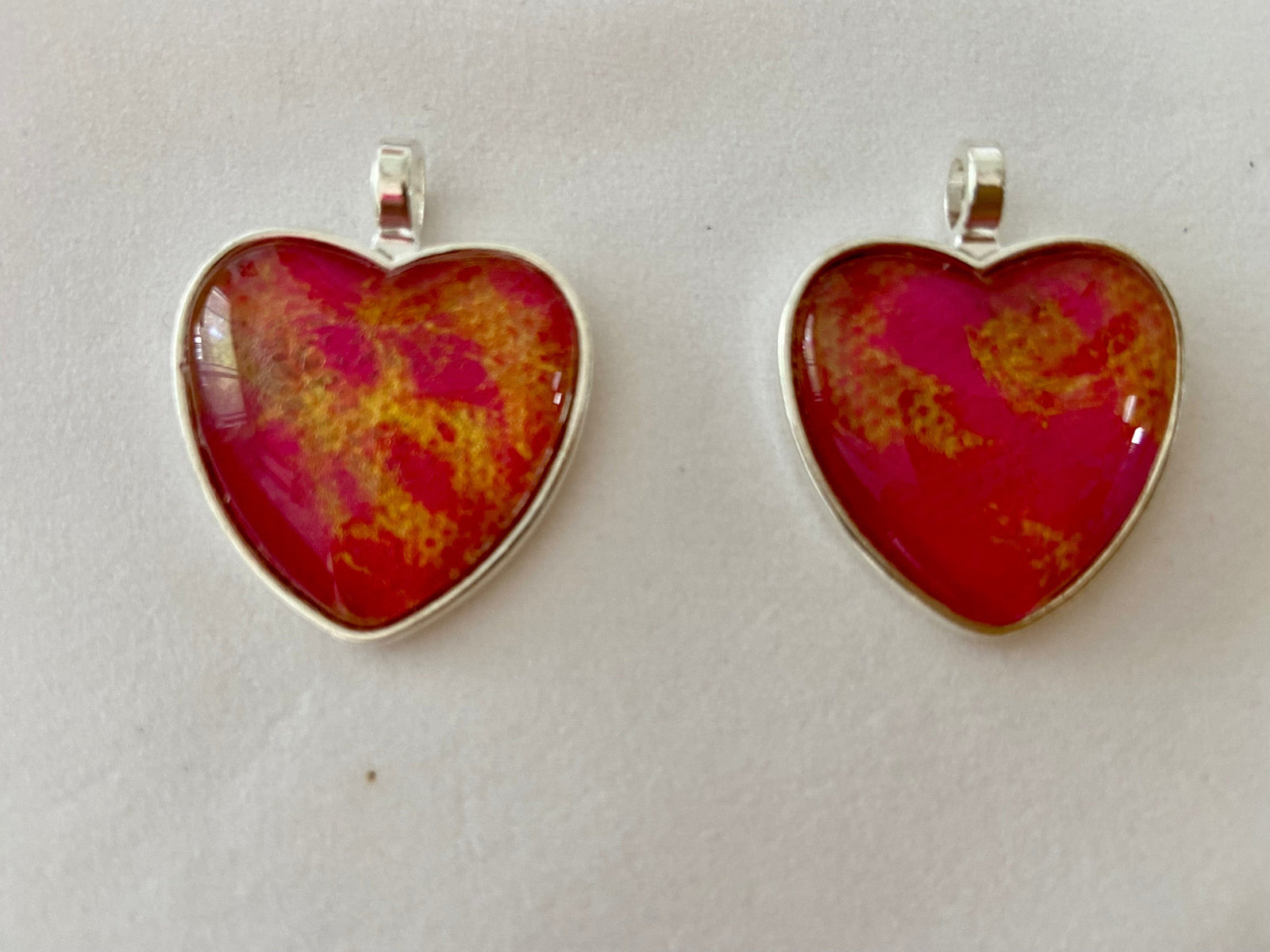 Neuroblastoma Australia Heart of Hope Pin - pack of 5